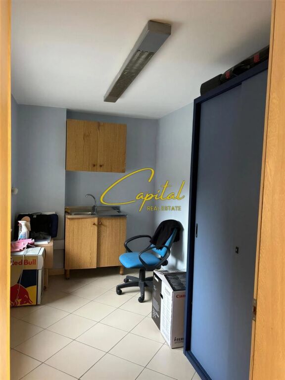 LOCALE COMMERCIALE IN AFFITTO 220 M2 NUOVO MERCATO 250.000 LEKE