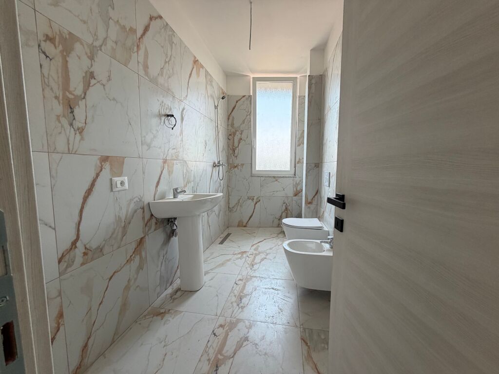 ✨ Vendesi in vendita 2+1 con veranda 📍Albulena Residence, Paskuqan