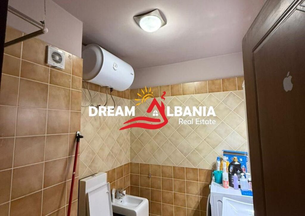 Apartament 2+1 me Qera Rruga e Kavajes, prane Square 21 (ID 5221006)