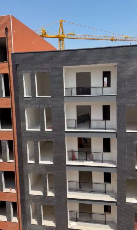 🏡 Vendesi in vendita Appartamento 1+1 – Ringside Residence, Paskuqan