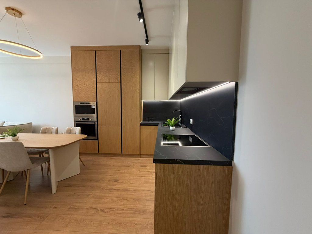 Qera, Apartament 2+1+2, Golden Tower Residence, Tiranë.