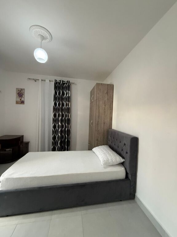 Rent | Apartament 2 + 1+2| Rruga 5 Maji | 550 €/month