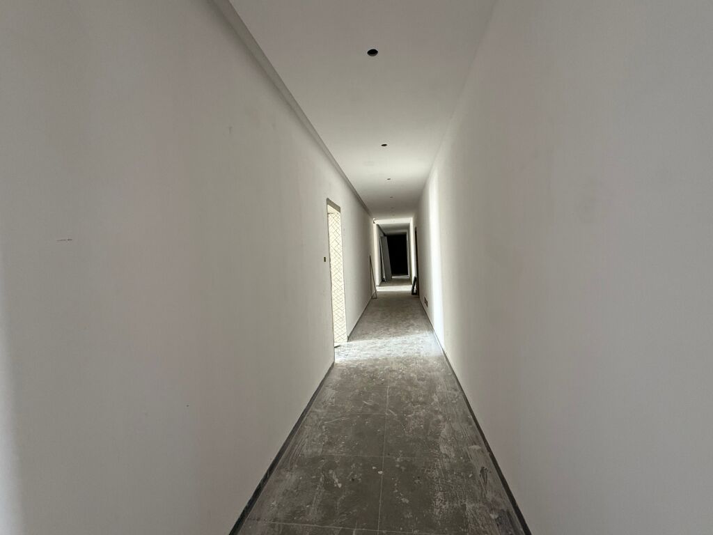 Shitet apartament 1+1 tek Arlis Square 21