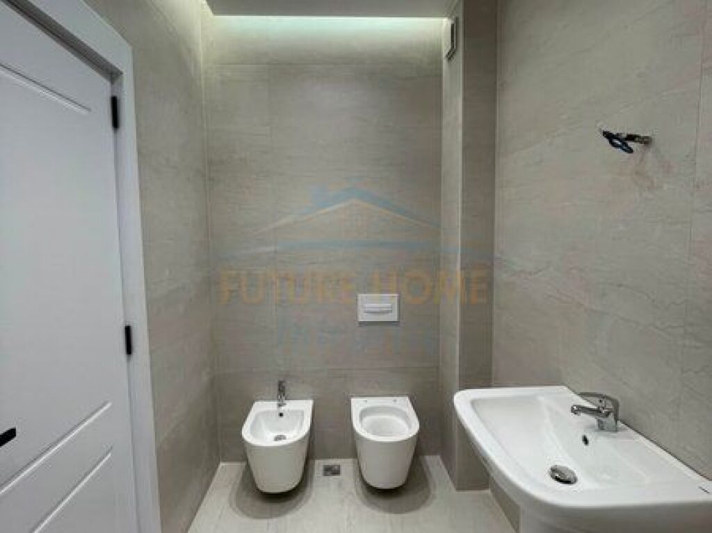 For sale, Apartment 2+1+Storage, Paskuqan, Tirana.