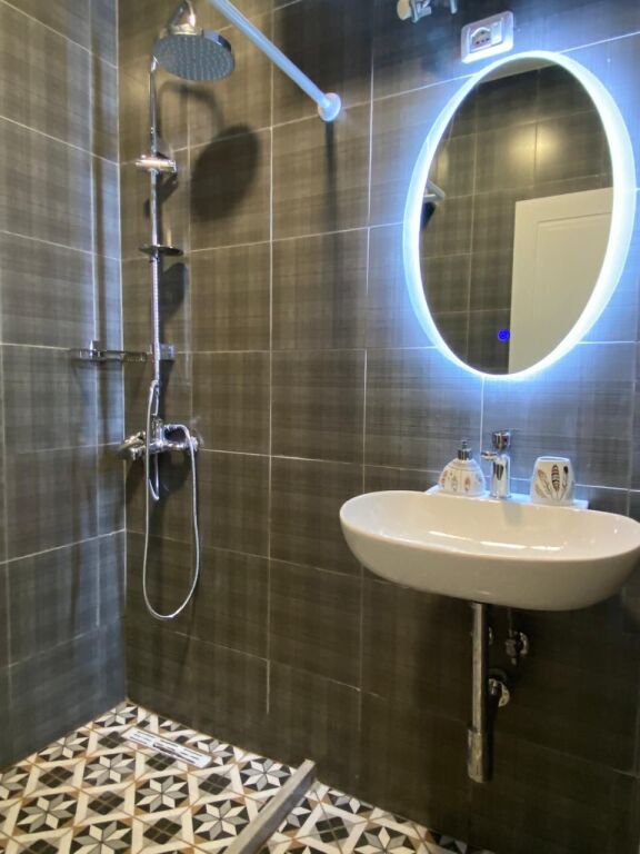 Qera, Apartament 1+1, Komuna e Parisit