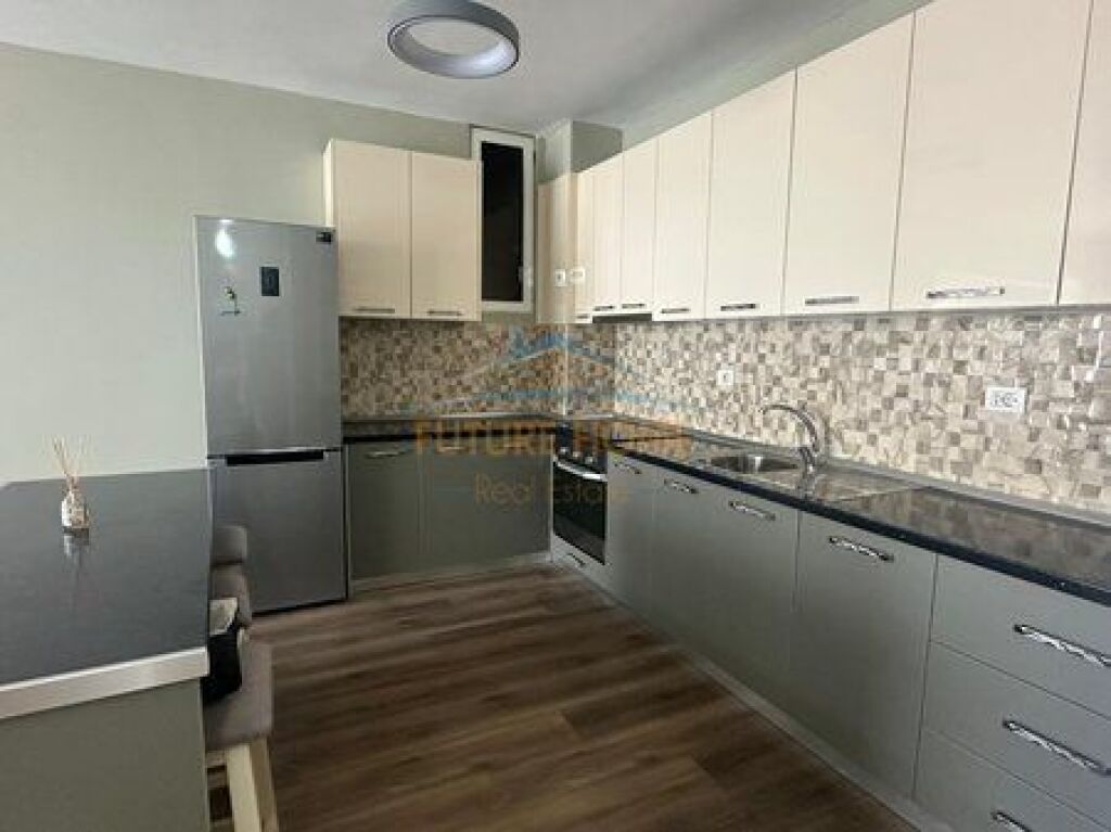 Shitje,Apartament 1+1,Unaza Re !