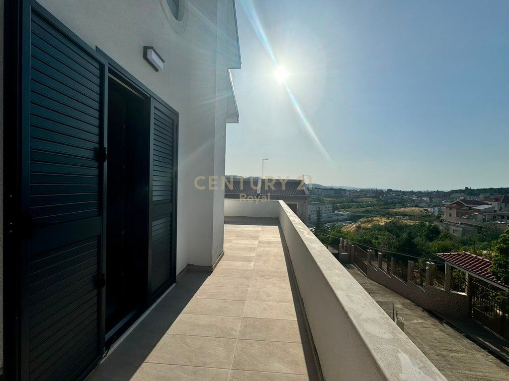 Affittasi appartamento 2+1 al secondo piano di una villa nuova a Sauk te Ri!