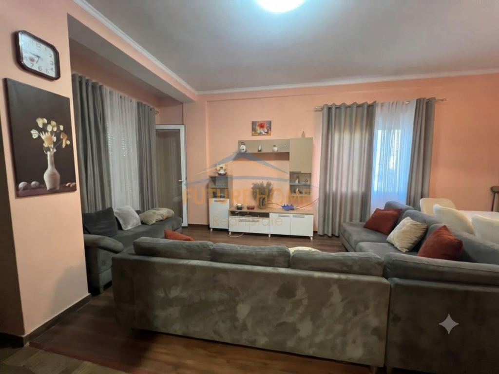 Rent, Apartment 2+1+ Parking Spot, Institute Bridge