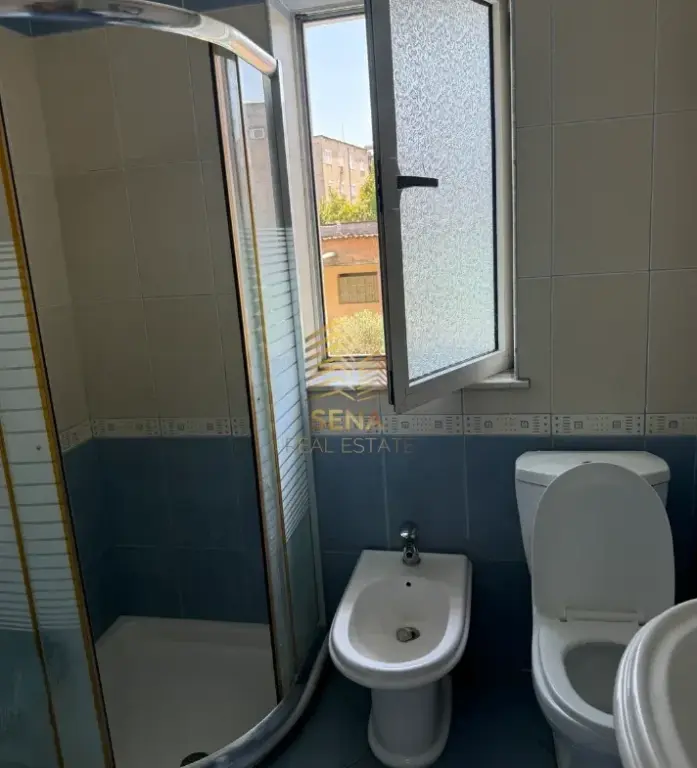 Qira, Apartament 1+1, Ali Demi, 38.000 Leke/Muaj