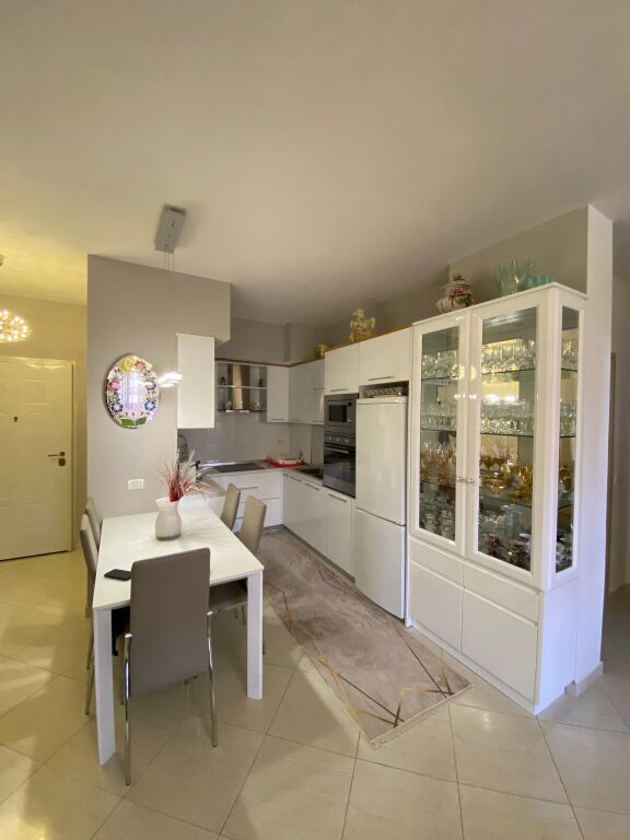 Apartment 2+1 for Long Term Rent - Lungomare, Near Supermarket Haso, Vlore