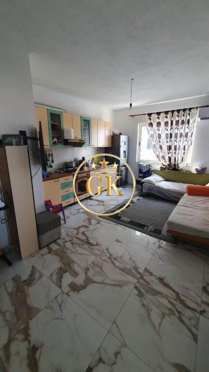 🏡 SHITET APARTAMENT 2+1+1 – PLAZH, RROTA E KUQE