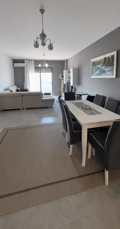 SHITET APARTAMENT 2+1 VLORE 34.500.000 LEKE FH-84390