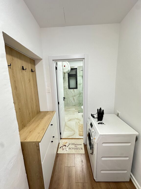 Appartamento 1+1 in affitto – Piazza Wilson, Bllok