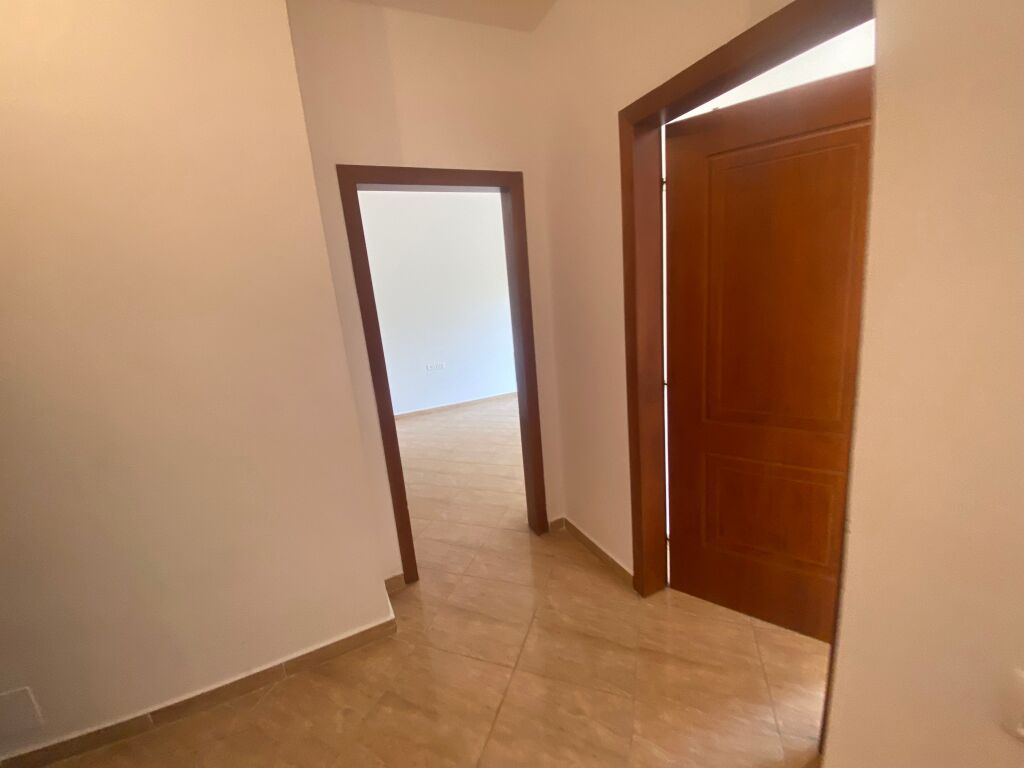 Apartament 2+1+2 Bosh Ne Astir !