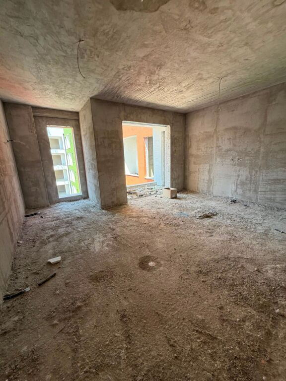 1+1 Ringside apartment for sale, Paskuqan