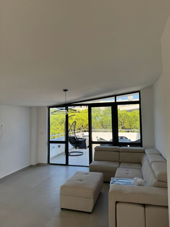 For sale at Hotel Grint, fully renovated apartment