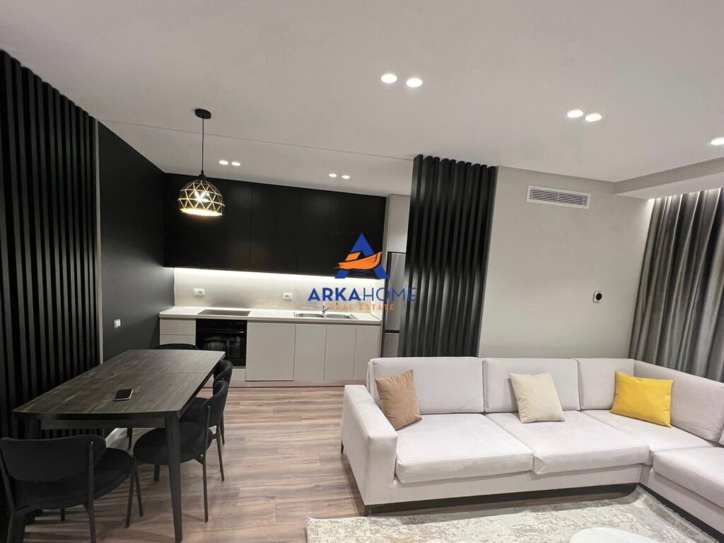 AFFITTASI APPARTAMENTO 2+1+BALCONE "ALLA PIAZZA DELL'AVIAZIONE" 70.000 LEKE