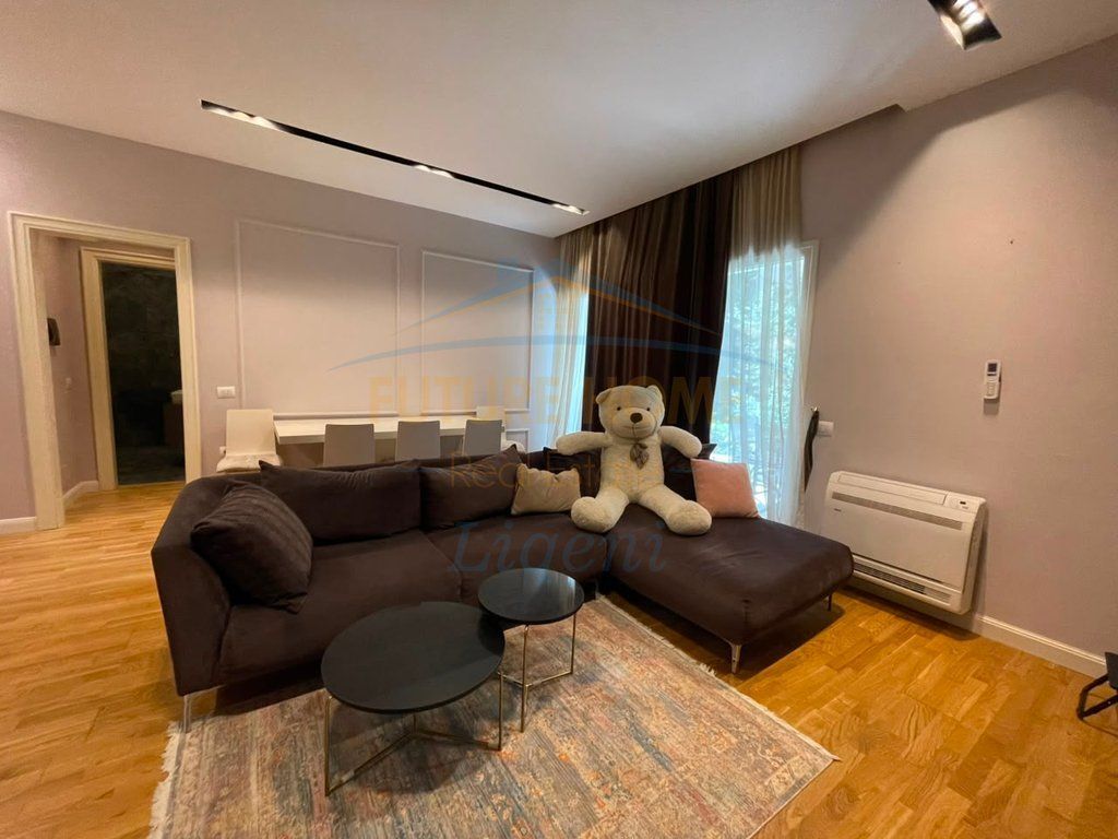 Qera, Apartament 1+1, Kopshti Botanik, Tiranë.