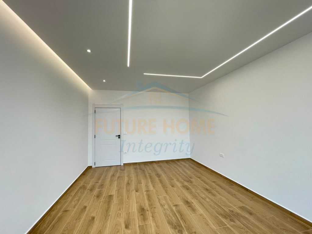 Shitet, Apartament 2+1+Depo, Paskuqan, Tiranë.