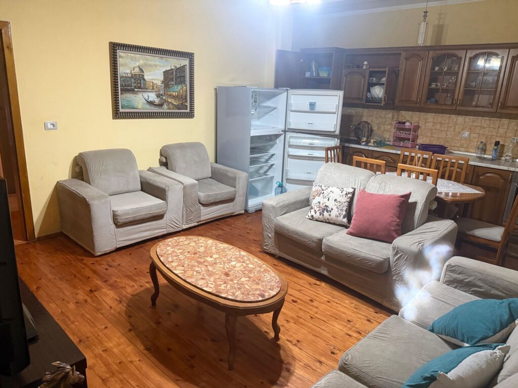 Rent | Apartament 2 + 1 | 21 Dhjetori | 600 €/month