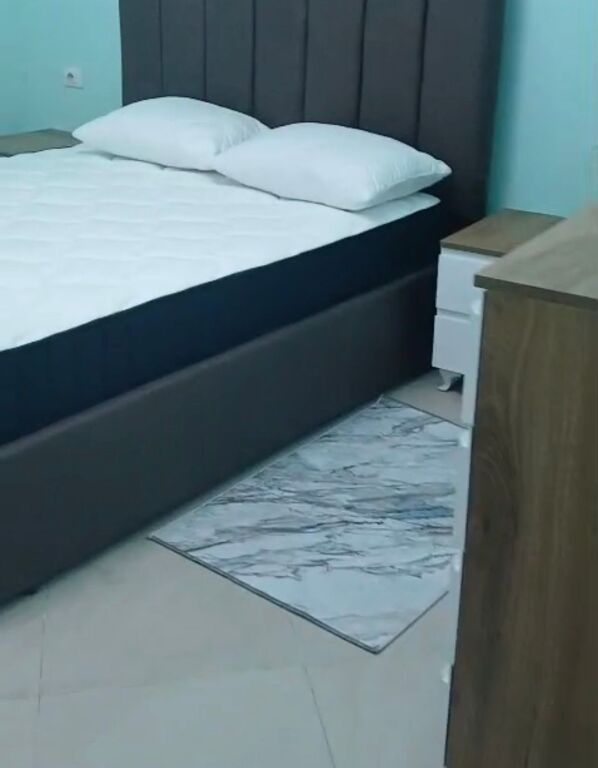 Affittasi 1+1 Pazari i Ri 600€