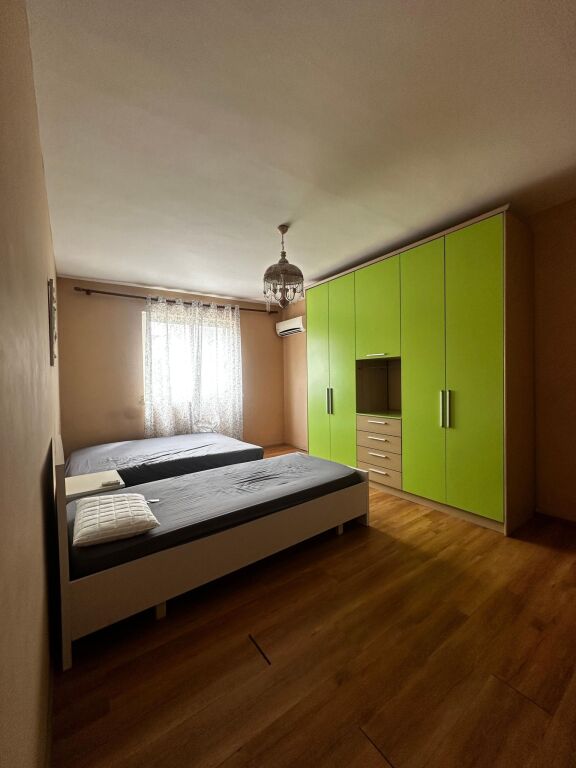 Rent | Apartament 2 + 1 | Rruga Kongresi i Manastirit | 500 €/month