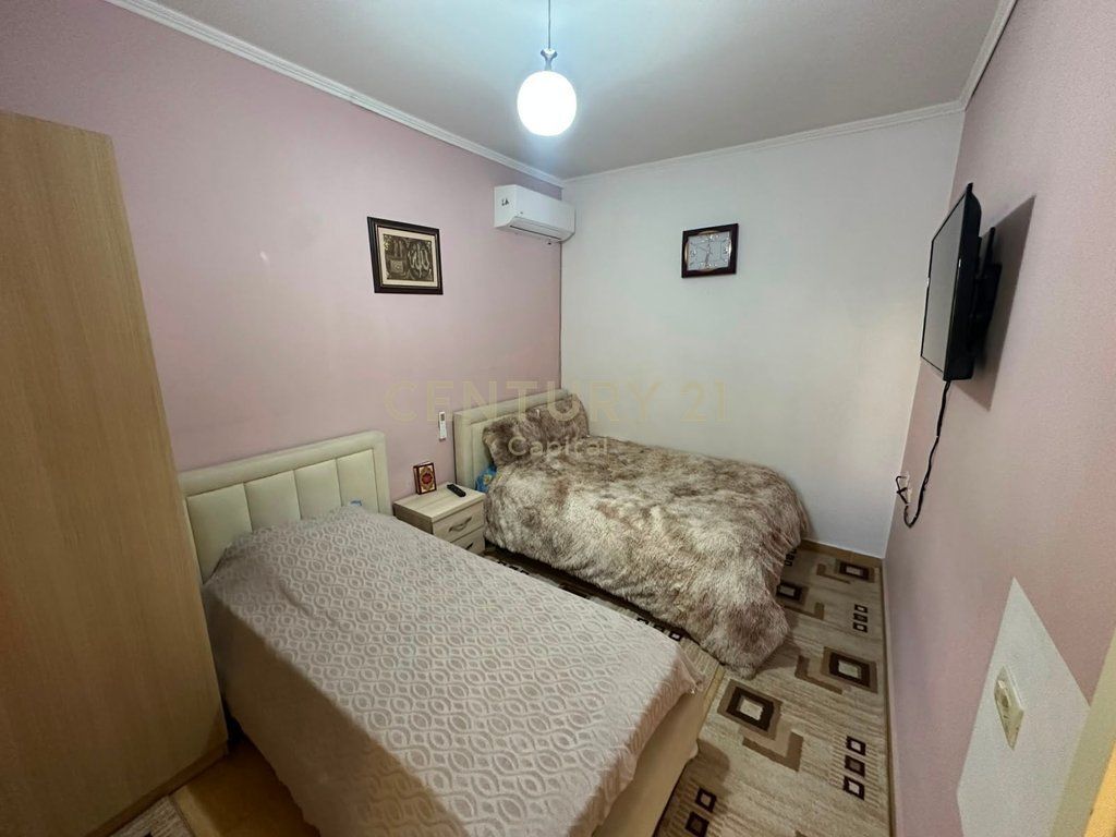Apartment with yard for rent in Ali Demi!