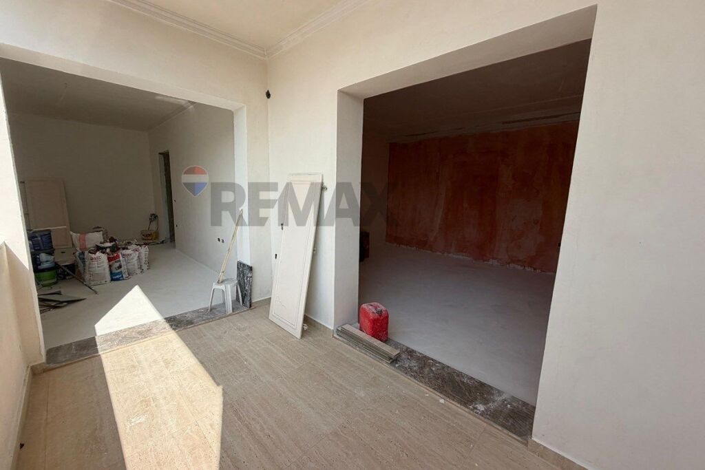 Condo/Apartment - For Sale - Vasil Shanto, Tiranë(ID: 530551001-523)