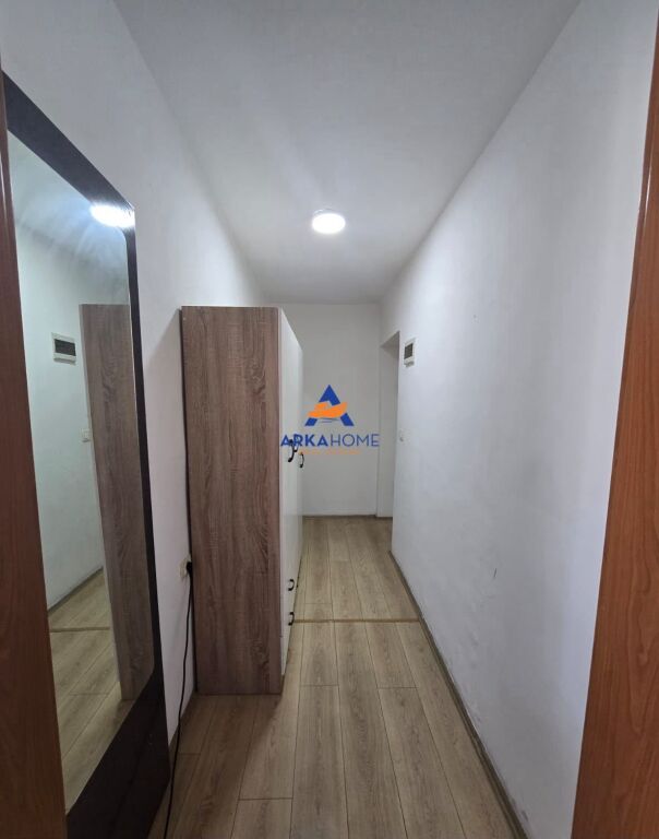 JEPET GARSONIERE ME QERA 38M2 "21 DHJETORI" 44.000 LEKE