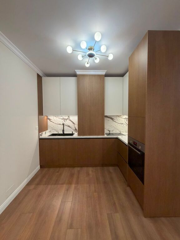 DELIJORGJI APARTAMENT 2+1+ POST PARKIMI PER QERA!