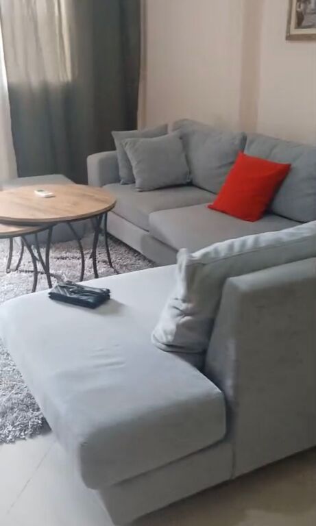 Affittasi 1+1 Pazari i Ri 600€