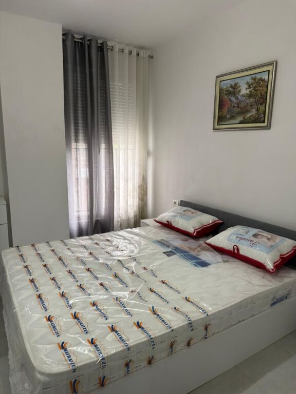 Rent | Apartament 2 + 1+2 | Rruga 5 Maji | 550 €/month