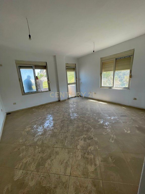 Apartment 1+1 with Sea View for Sale in Shkëmbin e Kavajës, Durrës