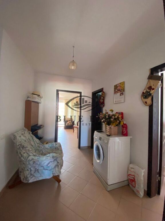 JEPET ME QIRA APARTAMENT 2+1+2 – PRANË MARKATËS, DURRËS!