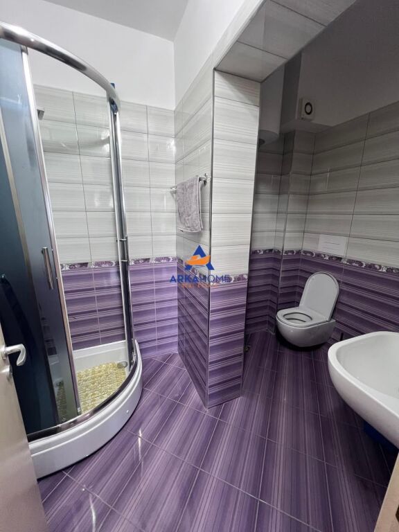 JEPET APARTAMENT 2+1 ME QERA "DURRES" 500 EURO
