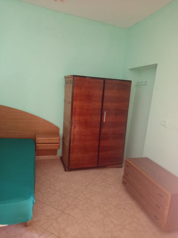 GARSIONERE 21000 LEKE.RRUGA 5 MAJI