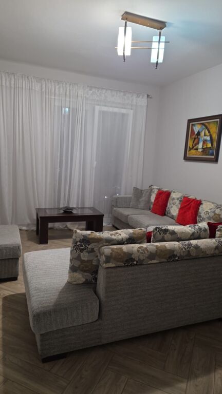 Jepet Me Qera Apartament 1+1+1 Ballkon