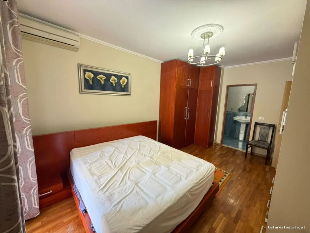 Apartament Me Qera 2+1+2 Tek Rruga E Barrikadave (ID B2201999) Tirane