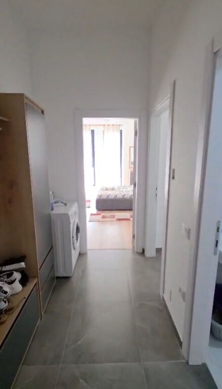 Affittiamo un appartamento 1+1 a Square 21