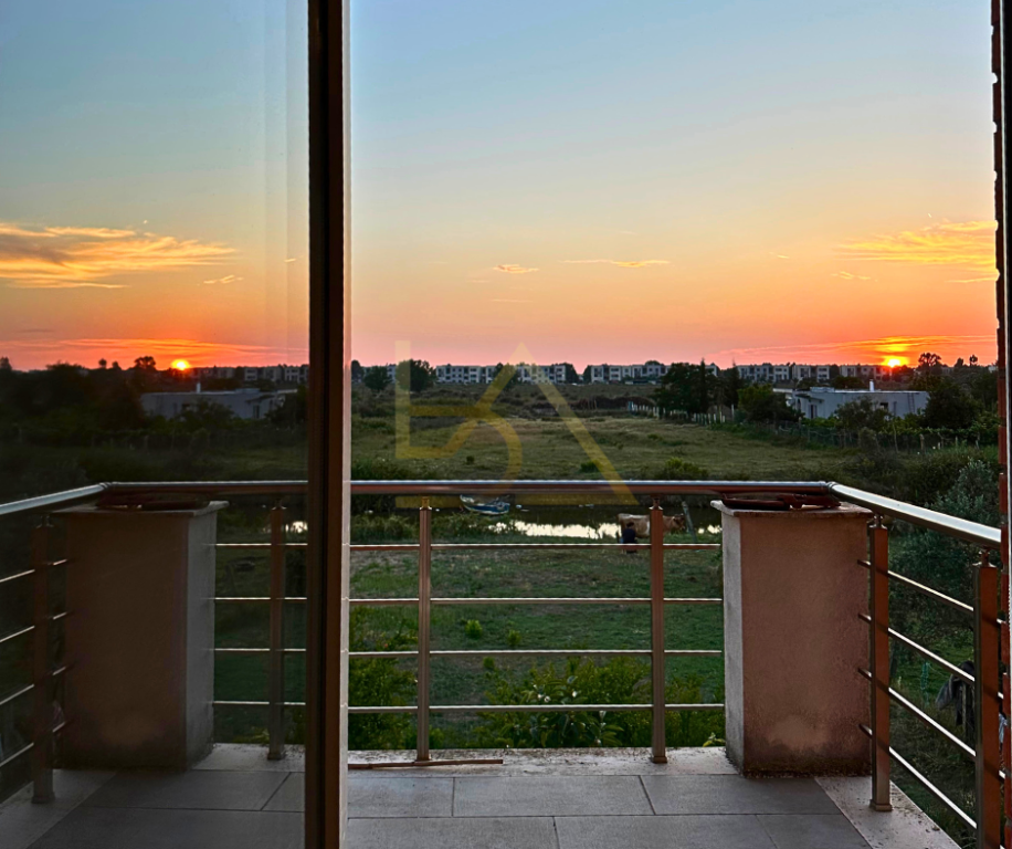 Vilë Dy Kateshe për Shitje – Hamallaj, Pas Vala Mar Residence