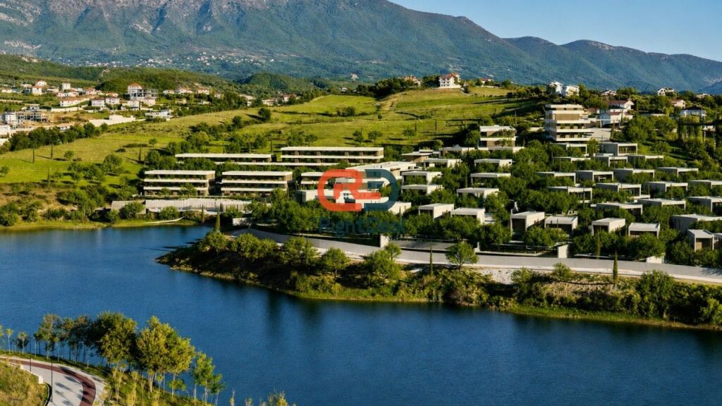 Tek "Farka Front Lake Residence", Shitet Super Apartament 3+1, Me Cmim Okazion !!