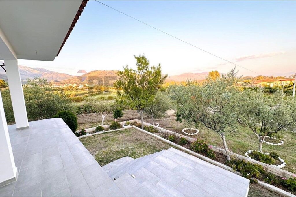 Vila - Për Shitje - Delvinë, Delvinë