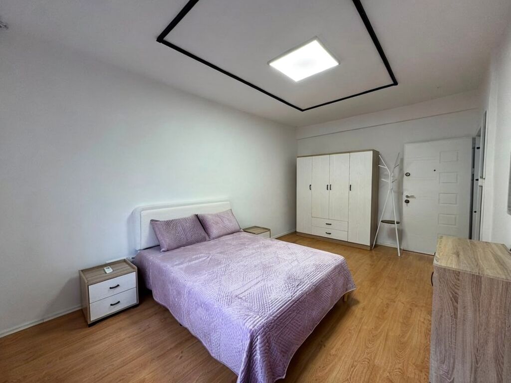 Appartamento 1+1 in Affitto - Centro, Tirana