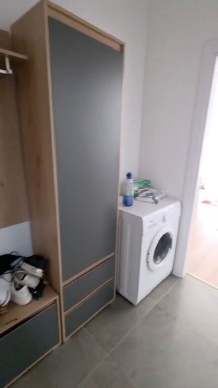 Affittiamo un appartamento 1+1 a Square 21