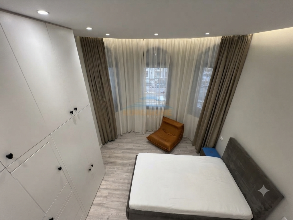 Affitto, Villa su 4 piani, Lago Secco, Tirana