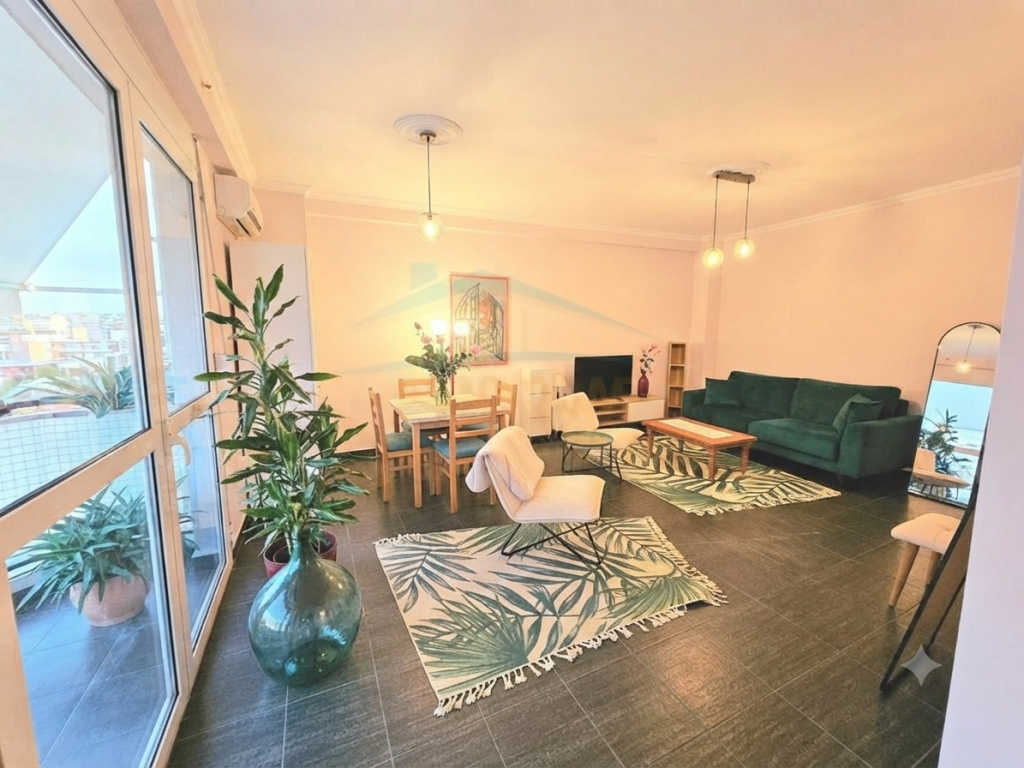For sale, Apartment 2+1+2, Barrikadave Street, Tirana.