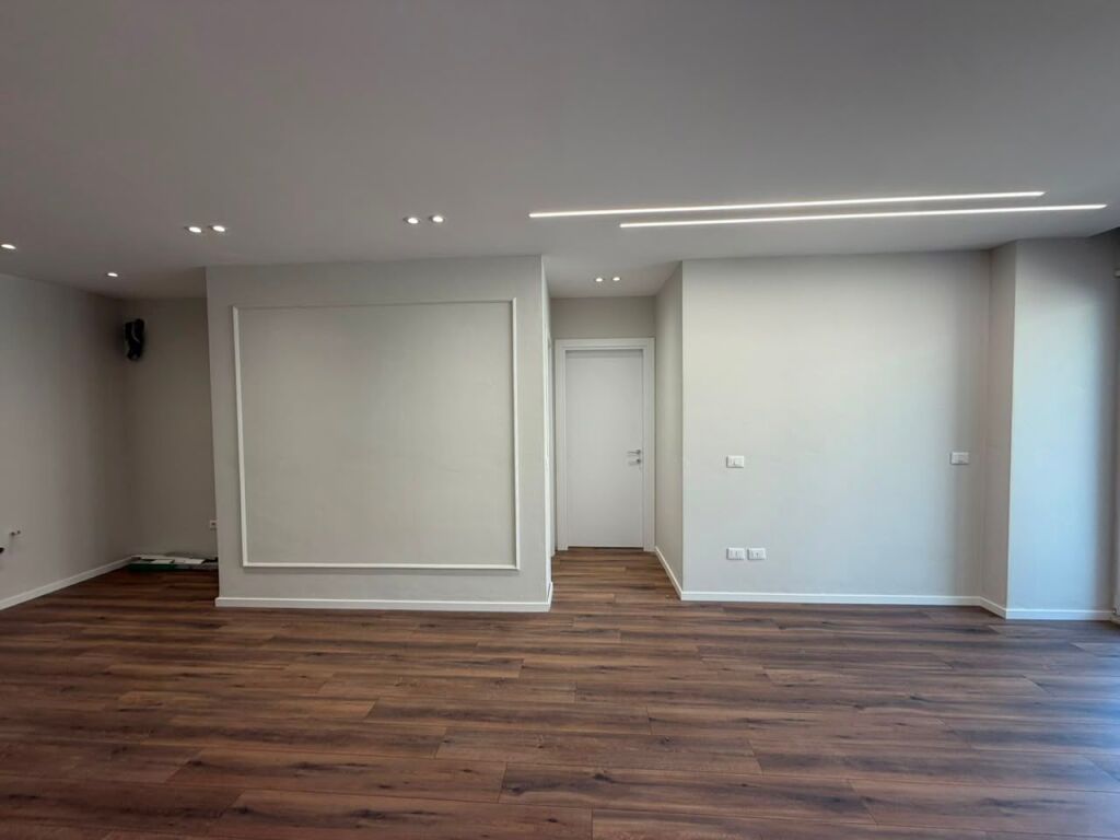 Shitet apartament 1+1 ne Yzberisht!