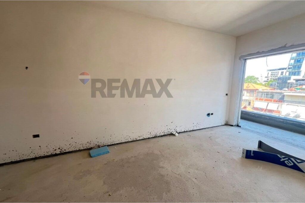 APARTAMENT 1+1 PER SHITJE NE QENDER