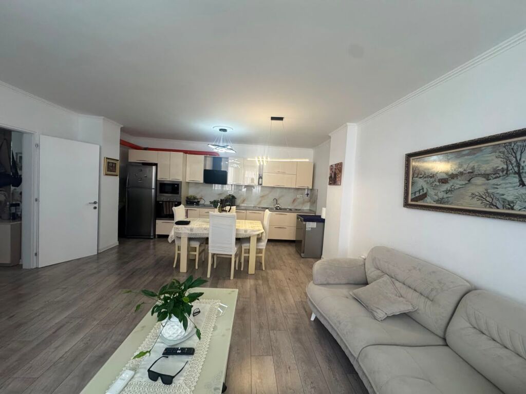 2+1 apartment for sale in Misto Mame.