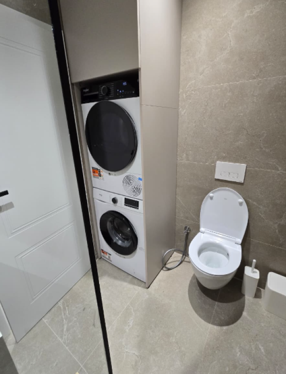 🏡 APARTAMENT 1+1 ME QIRA – VIZION+